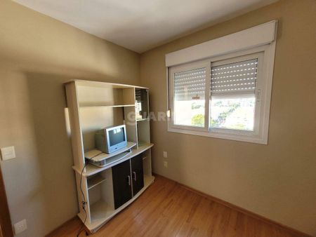 Apartamento semi mobiliado de 2 dormitórios, sendo 1 suíte, no bairro Passo d’Areia. - COD: 4124 - Photo 3