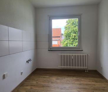+++ Wir modernisieren – 3 Raumwohnung mit Balkon und Duschbad +++ - Foto 1