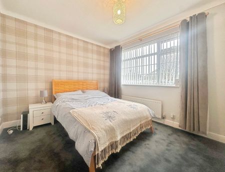 Kingsley Avenue, Bournemouth - Photo 4