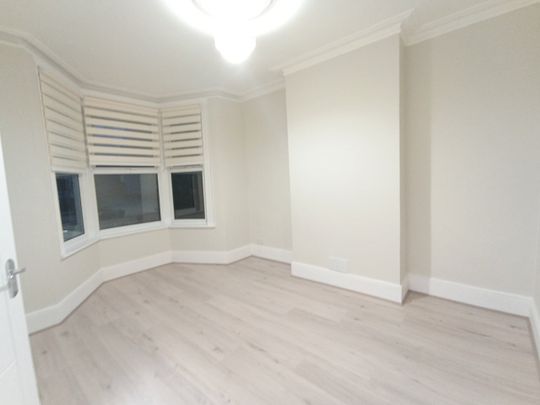 4 Bed Terraced House, Shelbourne Road, N17 - Photo 1