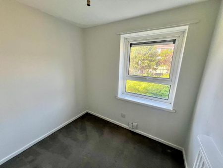 3 bedroom maisonette to rent - Photo 4