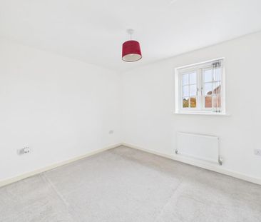 2 bedroom semi-detached house to rent - Photo 3