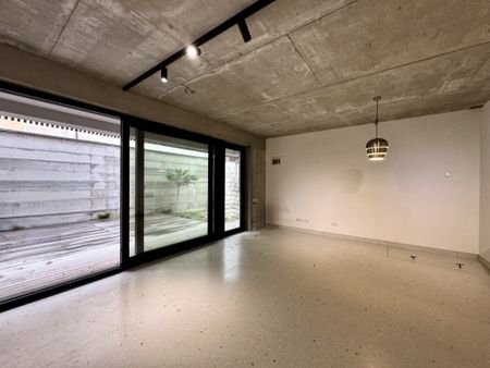 Duplex 4 camere | Lift privat | Curte 50mp | 2 Parcări Doro - Fotografie 4