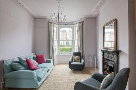 3 bedroom end of terrace house to rent - Photo 5