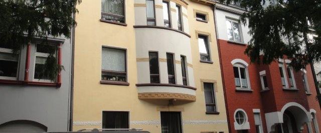 Charmante, gemütliche 2,5-Zimmer-Altbau-DG-Wohnung in Rheinnähe für junge Leute - Foto 1