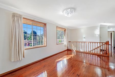 27 Casuarina Drive, Cherrybrook NSW 2126 - House For Rent | Domain - Photo 5