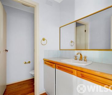 Townhouse living in the heart of Balaclava - Photo 5