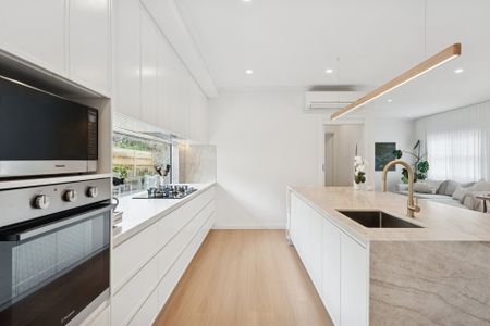 36 Nicholson St , NUNAWADING - Photo 3