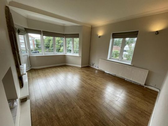 3 bedroom apartment to rent - Photo 1