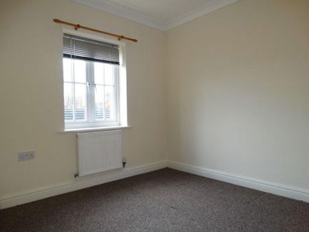 3 bedroom terraced house to rent - Photo 4