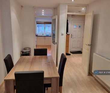 2 bedroom terraced house to rent - Photo 2