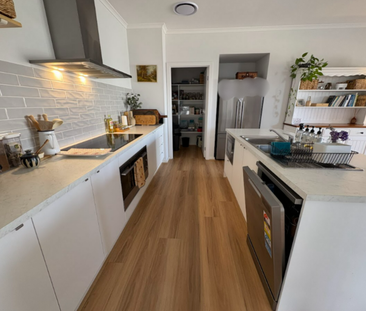 Comfortable and Convenient living in Andrews Farm! - Photo 4