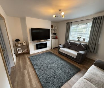 3 bed Semi-Detached - To Let - Photo 2