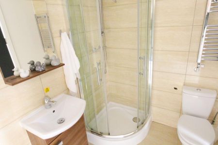 11 bedroom house to rent - Photo 5