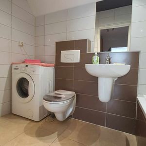 DO WYNAJĘCIA 2 pokojowe mieszkanie z balkonem. Opole, ul. Niemodlińska - Zdjęcie 3