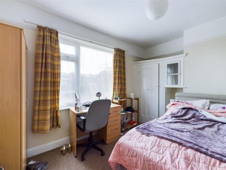 5 bedroom terraced house to rent - Photo 2