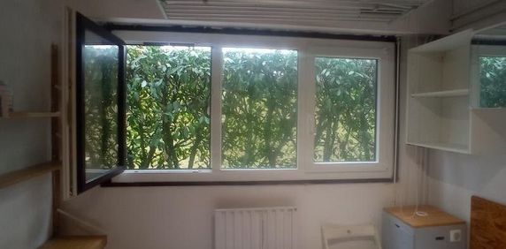 Location Appartement 1 pièce 12m² NOISY LE ROI 78590 - Photo 2