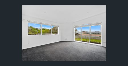 Large Family Home with Superb Views - Photo 2