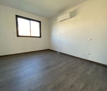 House - Photo 2