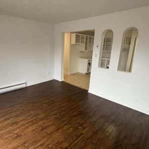 BEAU 4 ½| INTERNET-EAU CHAUDE|EN PROMO - Photo 3