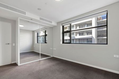 Contemporary Living in the Heart of St Leonards - Photo 2