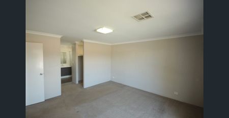 ** WHAT A WHOPPER! ** - Photo 3