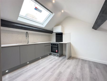 2 bedroom apartment to rent - Photo 3