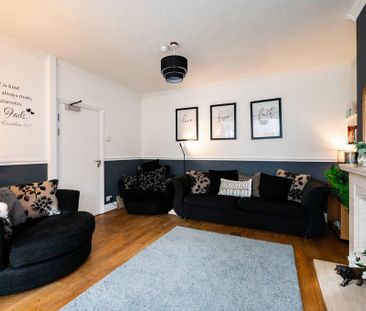 1 bedroom semi-detached house to rent - Photo 2