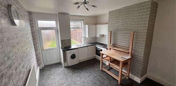 Park Road, Worsbrough, Barnsley, S70 - Photo 2