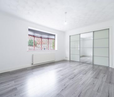 4 bedroom detached bungalow to rent - Photo 6