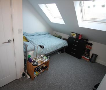 6 bedroom semi-detached house to rent - Photo 4