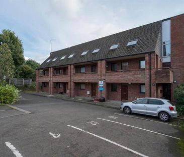 6 Rugby Court, Belfast, BT7 1PN - Photo 4