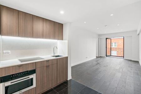 The Rex | Renovated One Bedroom with Parking - Photo 4