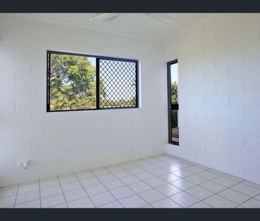 8/94 Birch Street, Manunda, Qld 4870 - Photo 5