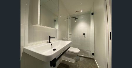Furnished One-Bedroom Apartment in the Heart of Carlton - Photo 3
