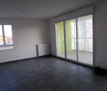 Location Appartement 3 pièces 66m² - Photo 1