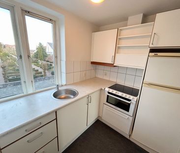 Lys og skøn 2-værelses lejlighed i Nørresundby - Foto 1