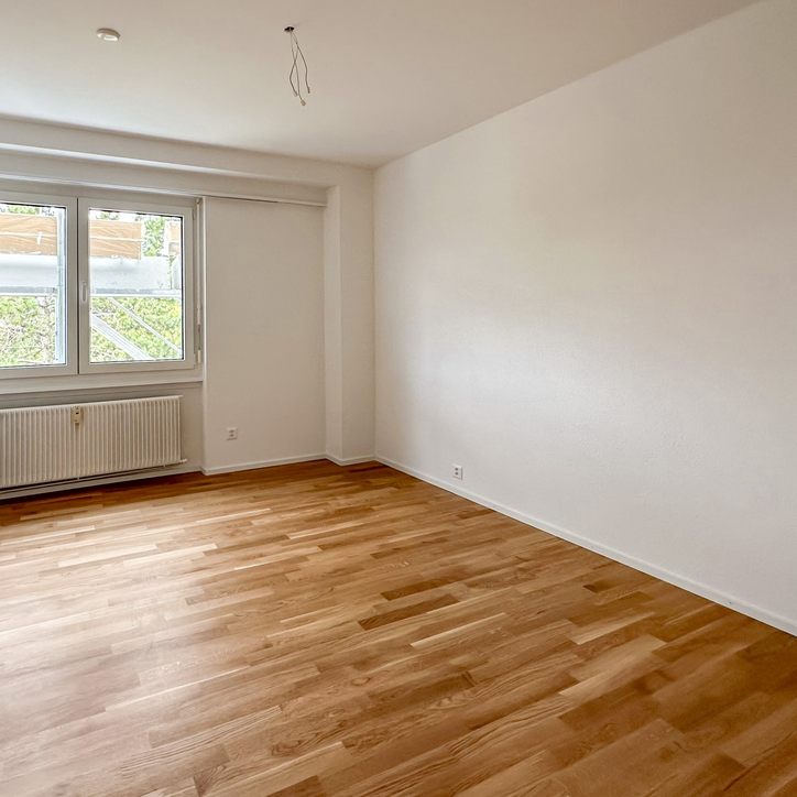 Moderne 3.5-Zimmerwohnung im Erdgeschoss / Mietzinsaktion - Photo 1