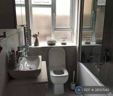 2 bedroom maisonette to rent - Photo 5