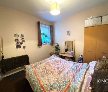 4 bedroom terraced house to rent - Photo 4