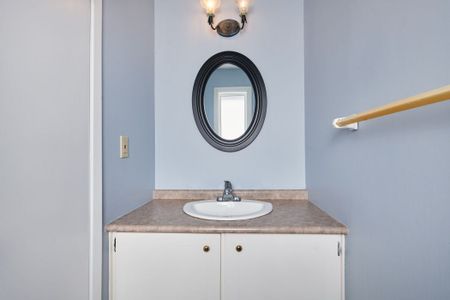 For Lease - 1312 Alness Court Unit# 20, Cyrville - Carson Grove - Pineview, Ontario - Photo 2