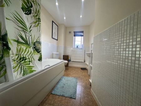 469 Filton Avenue - Photo 4