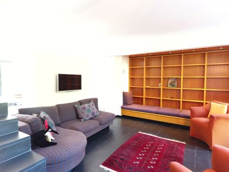 Architect's house in the spirit of "Ship"... - Photo 3