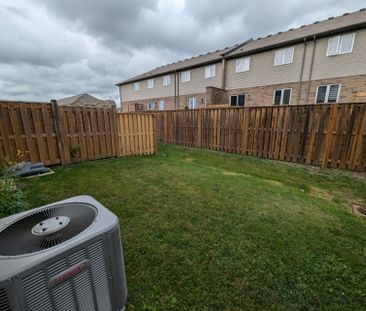 For Lease - 34 Kingsborough Drive, Hamilton, Ontario - Photo 1