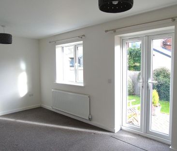 2 bedroom detached bungalow to rent - Photo 4