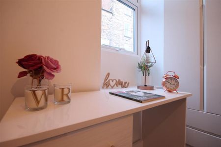 6 bedroom maisonette to rent - Photo 3