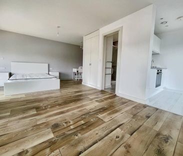 Studio to rent - Photo 4