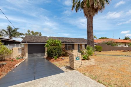 Spacious Spearwood Living - Photo 3