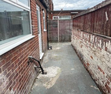 2 Bedroom Terraced House To Rent - Photo 6
