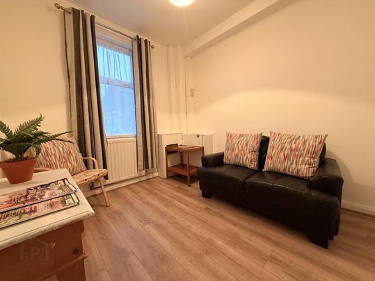 235 Donegall Road, Belfast, BT12 5NB - Photo 1